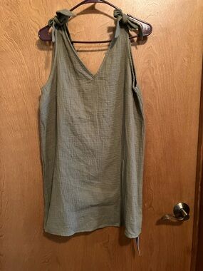 Cupshe Olive Green Tie-Shoulder V-Neck Sundress